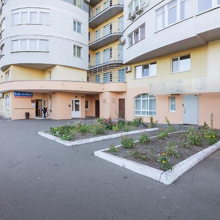 Apartments On Darnitsa Kiev Esterno foto
